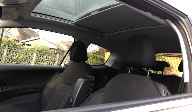 Peugeot 208 Allure 1.6HDI75 FULL ACCIDENTE complet