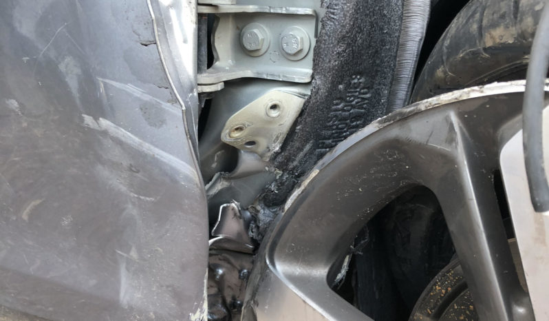 Peugeot 308 1.5HDI130 Gt Line EAT8 Accidenté complet
