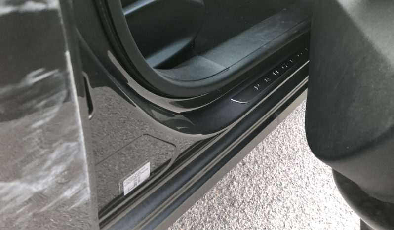 Peugeot 208 1.2 Puretech 82 Signature GPS/LED complet
