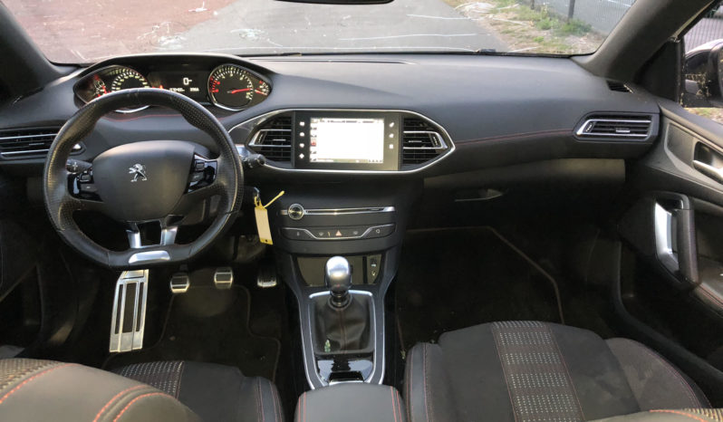 Peugeot 308 1.6HDI120 GT Line FULL TOIT/SEMI/CUIR/17″/CAMERA/FULL LED/PARKTRONIC complet