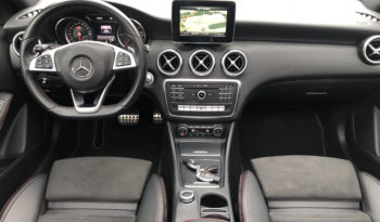 Mercedes A200d AMG FULL TOIT/GPS/FULL LED/SEMI-CUIR/18″ complet